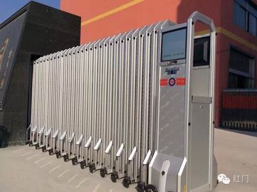 Aluminiowa rozbudowy elektryczny zwijany Bramy składane z siatką ekranu